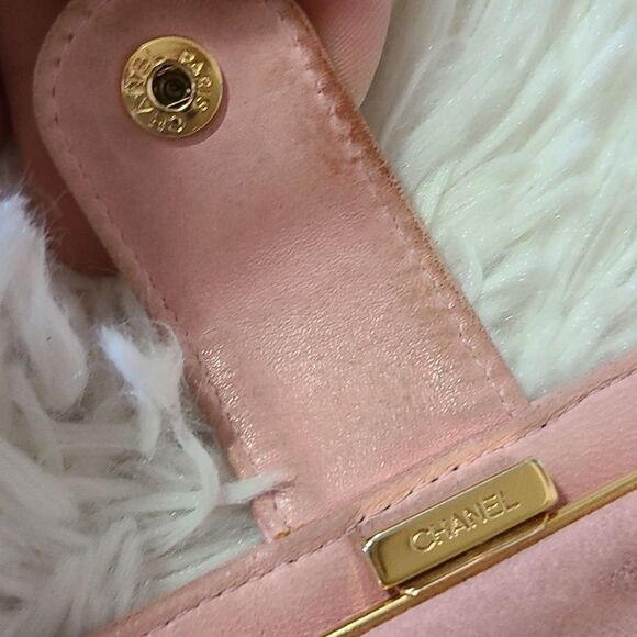 💯 Authentic Chanel Caviar Wallet 🍀 - Picture 15 of 15